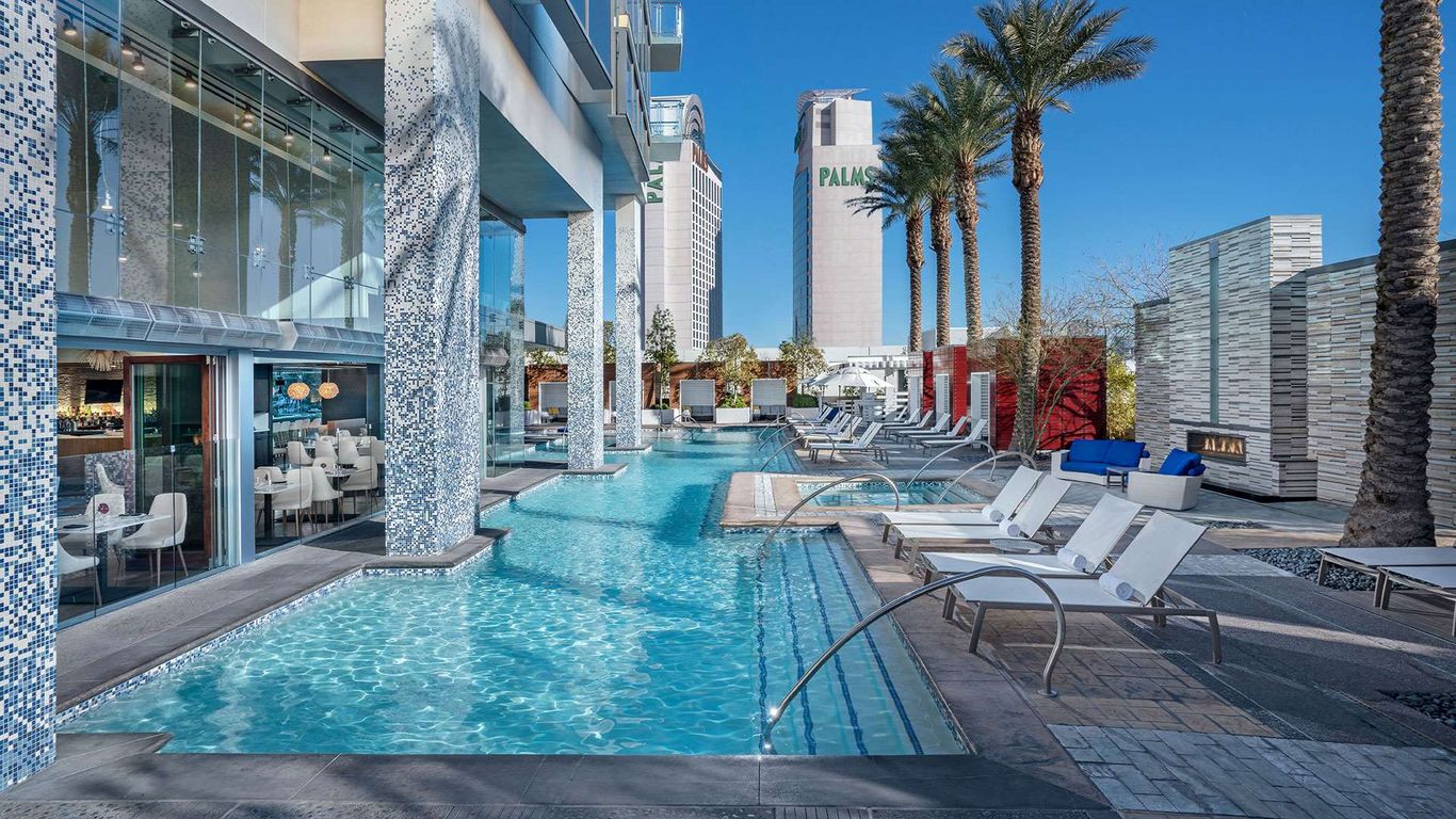 Palms Place Hotel and Spa