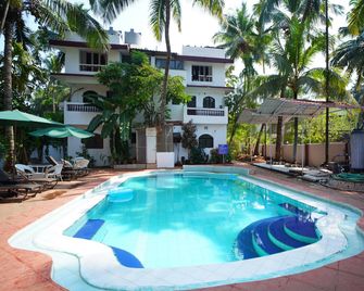 Ritchita Resort - Calangute - Zwembad