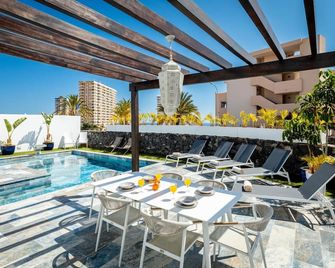 Enchanting Villa Alma - Playa Paraiso - Pool