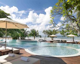 Mercure Rayong Lomtalay - Muang Klaeng - Pool