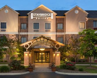 Staybridge Suites Akron-Stow-Cuyahoga Falls By IHG - Stow - Gebouw
