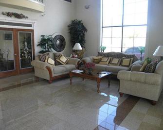 Executive Suites Intercontinental Airport - Humble - Sala de estar
