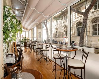 Hotel de l'Horloge - Avignon - Restaurant