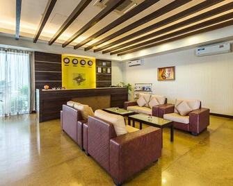 Arpanaa Hotel - Tiruvannāmalai - Lobby