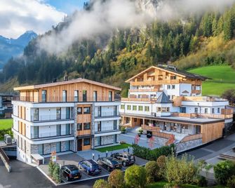 Resort Schrofenblick - Zillertal - Gebäude