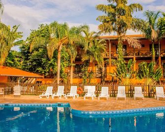 Pousada Canto Grande - בומבינהאס - בריכה