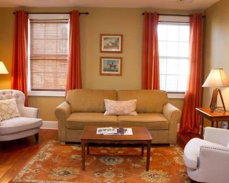 Inn at Pine Plains - Pine Plains - Sala de estar