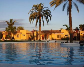 Bungalows Parque Bali Con Aire Acondicionado - Maspalomas - Piscina