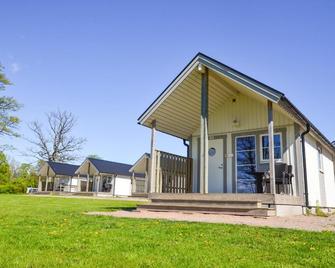 Kristinehamn Herrgårdscamping & Stugor - Kristinehamn - Gebäude