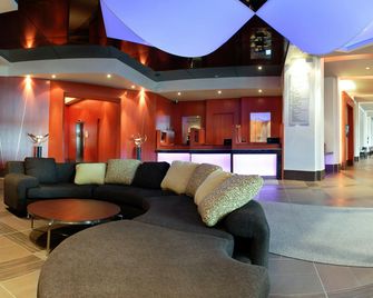 Hôtel Must Aéroport De Québec Par Jaro - L'Ancienne-Lorette - Lobby