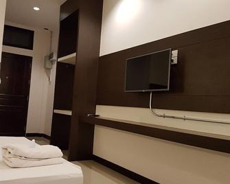 The Room 24 Resort - Pathumthani - Schlafzimmer