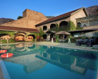 Mountain Club Resort Munnar - Munnar - Havuz