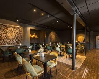Where Comfort Meets Nature—Perfect for a Relaxing Getaway! Free Parking, Dining! - Deurne - Ресторан