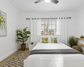 Alani Bay Villas - Fort Lauderdale - Bedroom