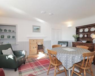Fuchsia Cottage - Fortrose - Dining room