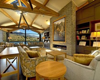 The Rees Hotel & Luxury Apartments - Queenstown - Lounge