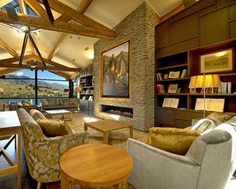 The Rees Hotel & Luxury Apartments - Queenstown - Lounge