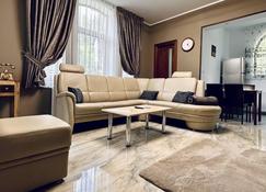 Casa Mugur - Sinaia - Living room