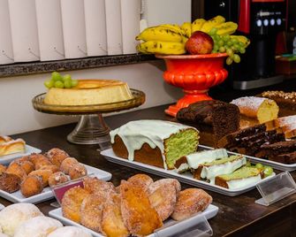 Seleto Hotel - Volta Redonda - Buffet