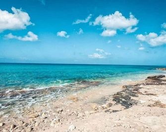 Sunset Beach Dreams - Frederiksted - Plaża