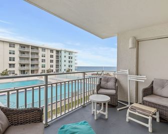Sea Coast Gardens III 209 Apartment 2 - New Smyrna Beach - Balkon