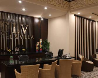CLV Hotel & Villa - Baturiti - Recepción