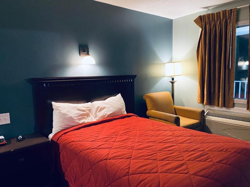 Excel Inn & Suites thumbnail 2