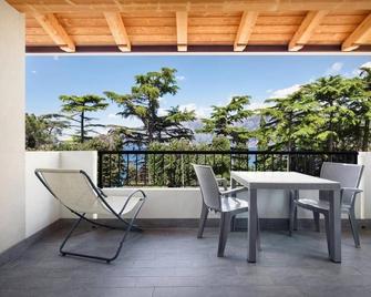 The Essence apartments n16 - Malcesine - Balcony