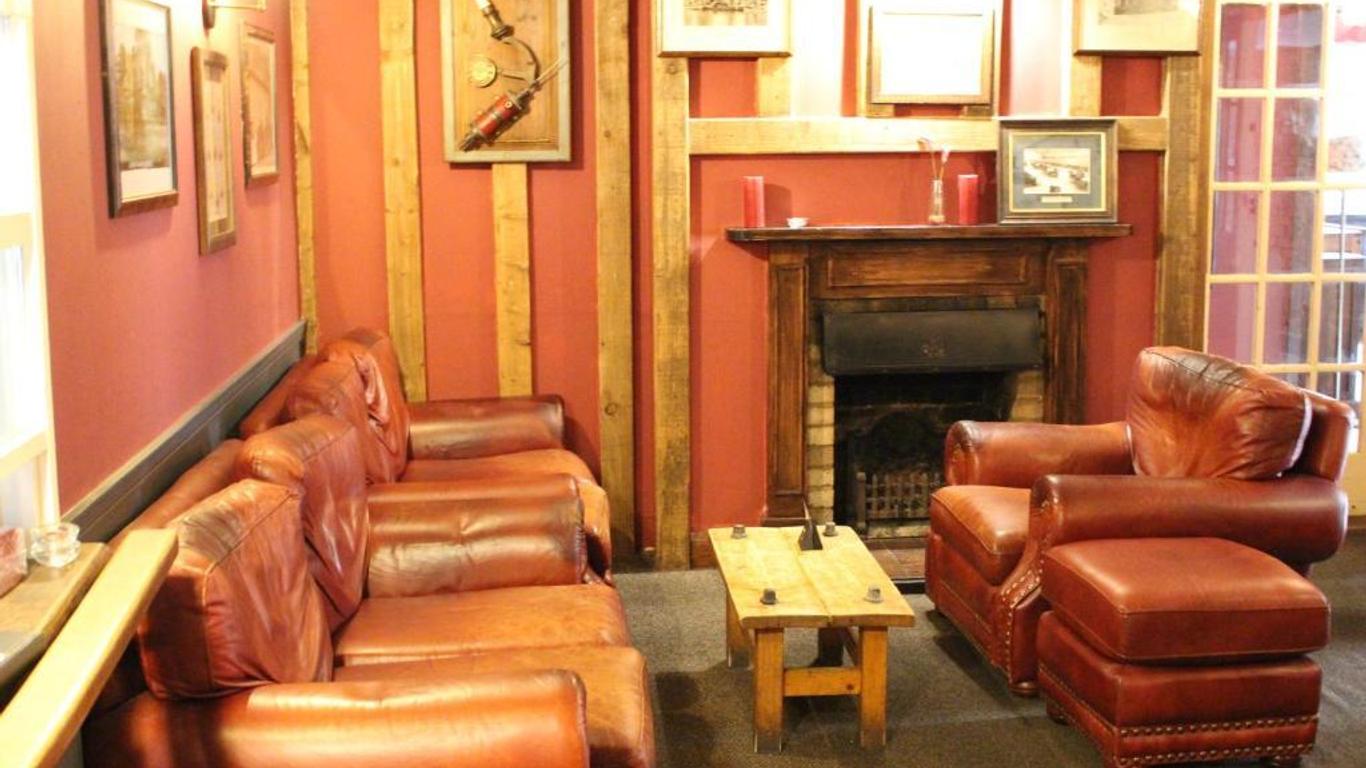 The Lord Byron Inn