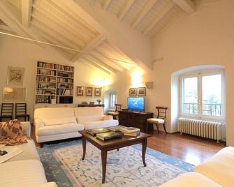 Il Vigneto, Verona, Pool, Wifi - Colognola Ai Colli - Sala de estar