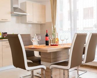 Corvin holiday Apartments hotel - Budapest - Comedor