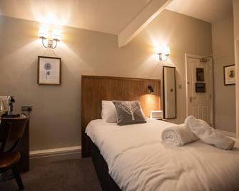 The Cross-Keys Hotel - Knutsford - Bedroom
