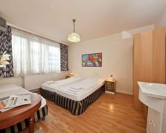 Hotel Wikinger Hof - Hamburgo - Habitación