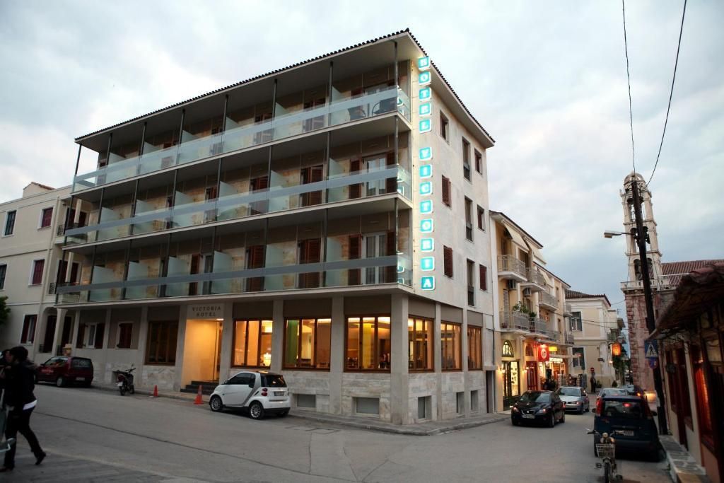 هوتل فيكتوريا - نافبليون - مبنى