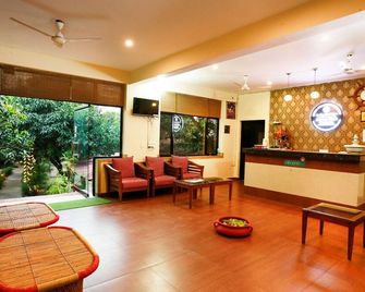 Corbett Aroma Park By Royal Collection Hotels - Garjia - Recepción