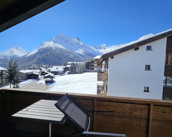 Sonnhüsli Dachwohnung - Saas-Fee - Balcony