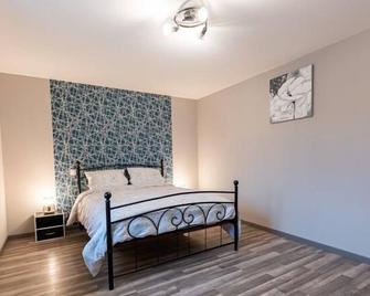 La Grange - Sainte-menehould - Sainte-Menehould - Chambre