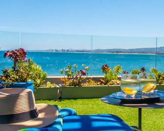 185 On Beach Boutique Suites - Gordon's Bay - Uteplats