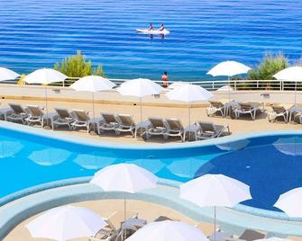Hotel Nimfa - Zivogosce - Piscina