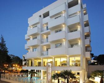 Hotel Fantasy - Riccione - Building