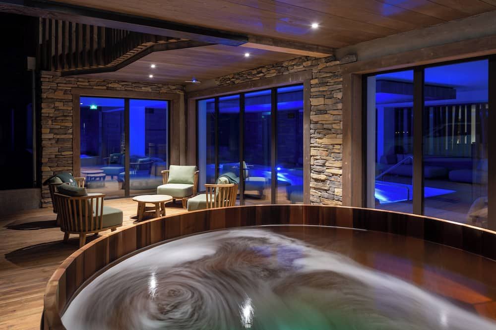 Chalet Hôtel le Collet & Spa - ז'רארמה