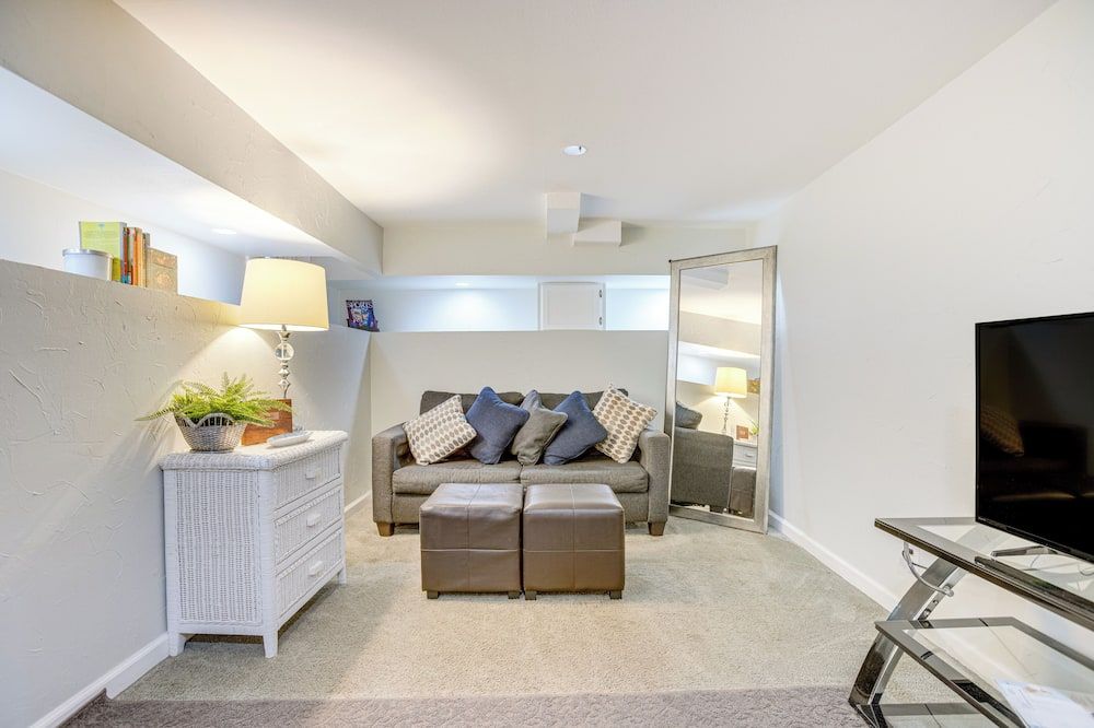 Denver Retreat in Cherry Creek: Walk to Dining! - دنفر (كولورادو) - غرفة معيشة