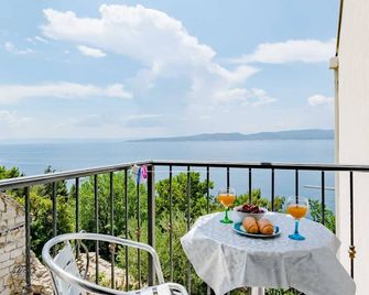 Villa Kosa - Two Bedroom Apartment with Balcony and Sea View Roko - Brela - Balcony
