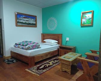 Sangti Nature Love Homestay - Bomdila - Bedroom