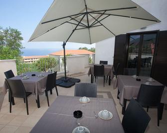 Residenza Prestige Tropea - Tropea - Restaurant