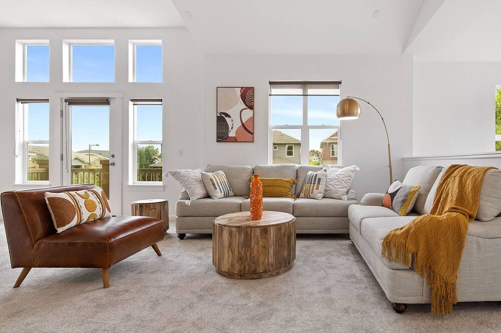 Adorable townhome in Central Park, Denver - דנבר - סלון