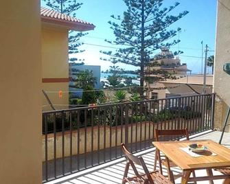 Casa Rosati - Sampieri - Balcón
