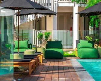 Doudou Hôtel - Saint-Paul - Piscina