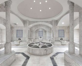 Alva Donna Beach Resort Comfort - Side