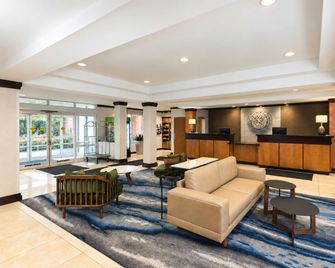 Fairfield Inn & Suites by Marriott Milwaukee Airport - Oak Creek - Lobby